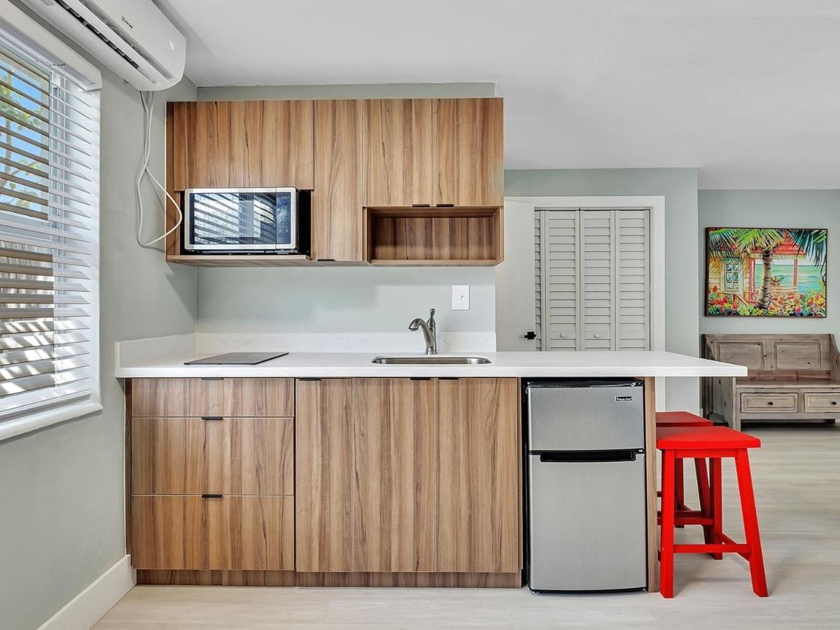 The Shell On Walnut Studio With Bath Hollywood Beach Free Parking 데이니아 비치 외부 사진