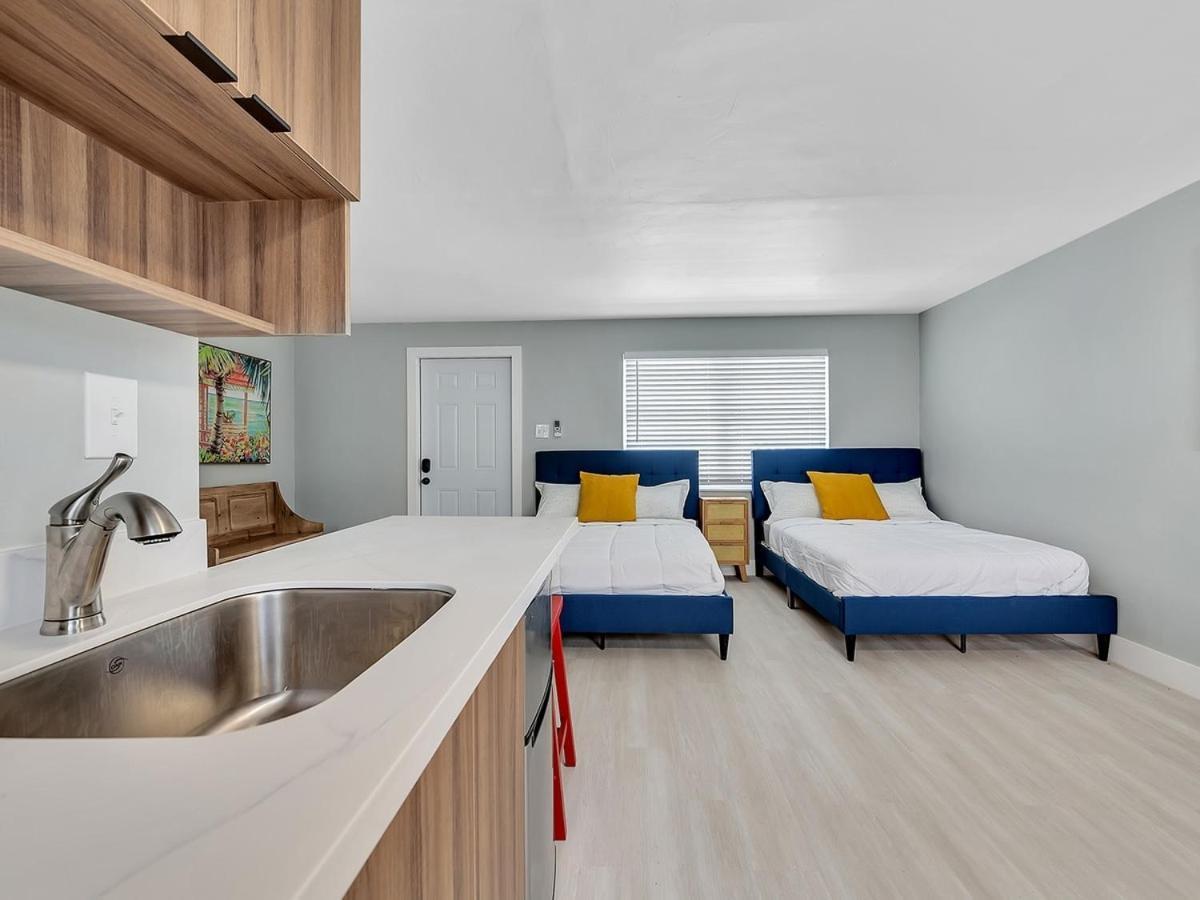 The Shell On Walnut Studio With Bath Hollywood Beach Free Parking 데이니아 비치 외부 사진